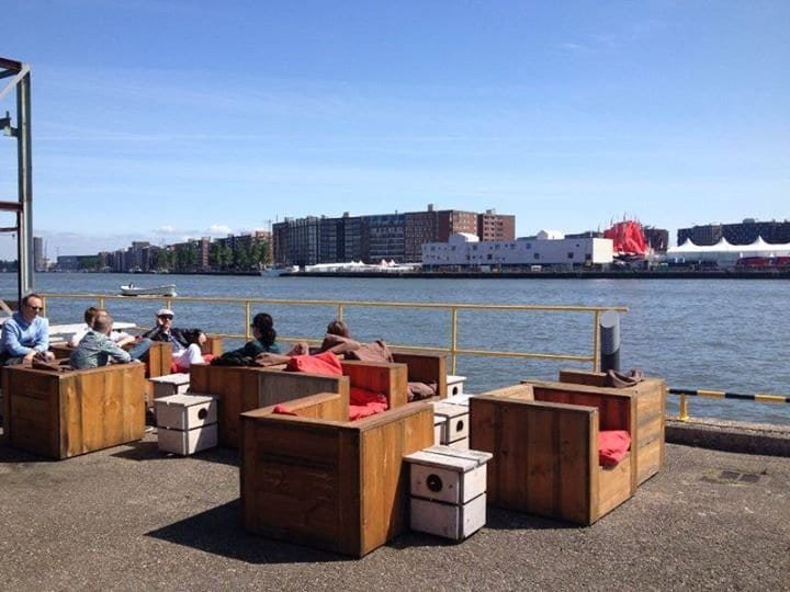muebles-jardin-aire-libre-restaurantes-reciclaje